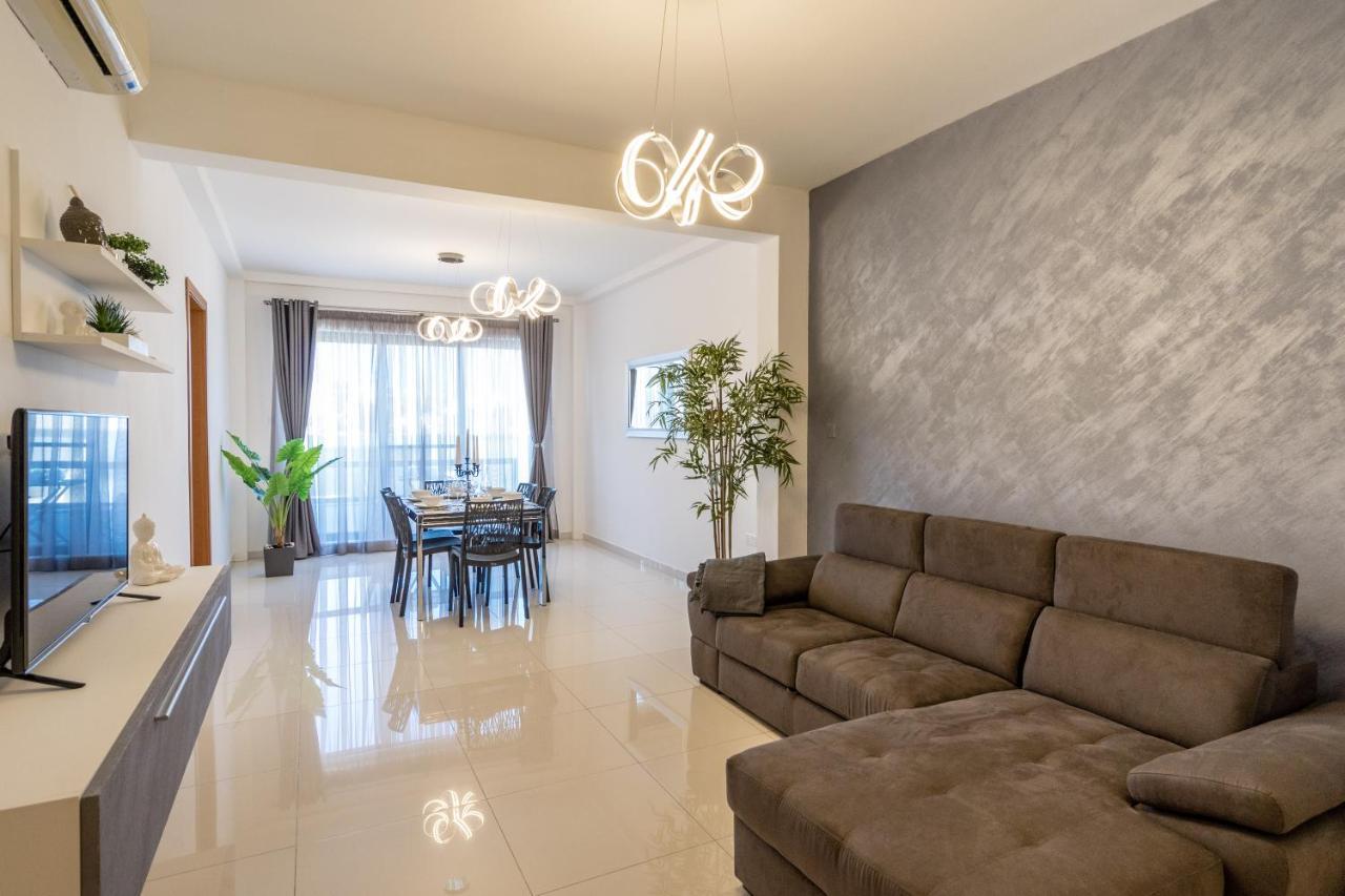 Brand New Apartment-2 Min From The Sea-Central Bugibba St. Paul's Bay Bagian luar foto