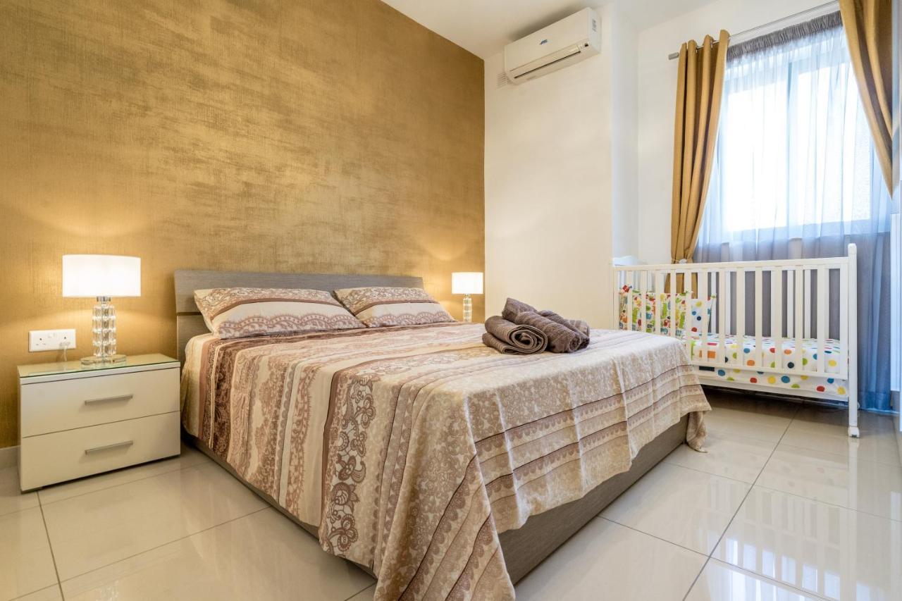 Brand New Apartment-2 Min From The Sea-Central Bugibba St. Paul's Bay Bagian luar foto